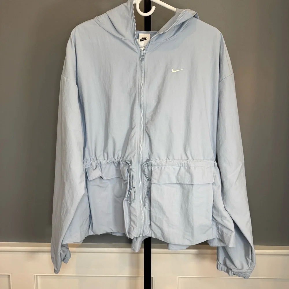 Nike Light Blue Hooded Windbreaker Jacket Women’s Medium‎ Drawstring Waist - Picture 2 of 10